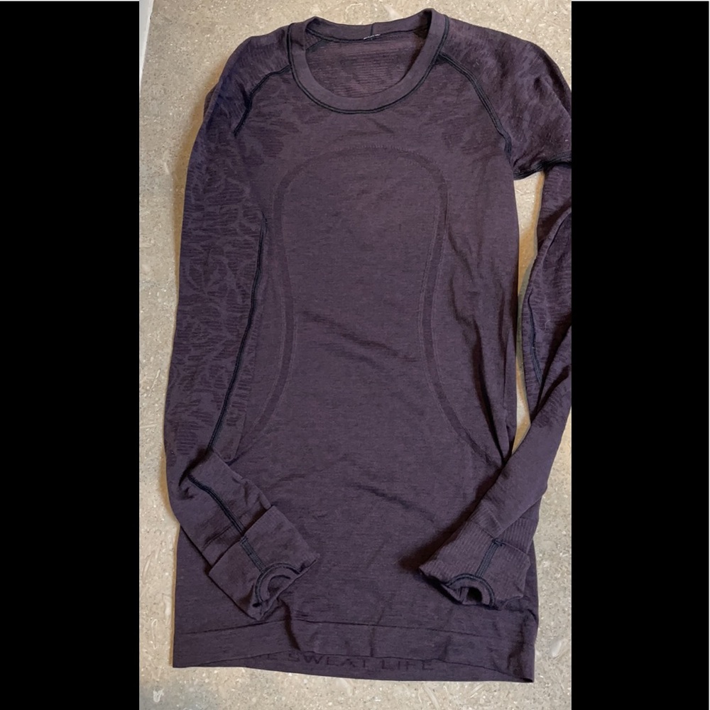 Lululemon long sleeve excellent used condition